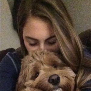 Meet your Posher, Laura